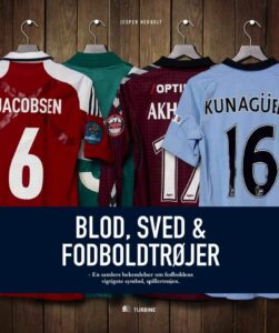blod-sved-og-fodboldtroejer
